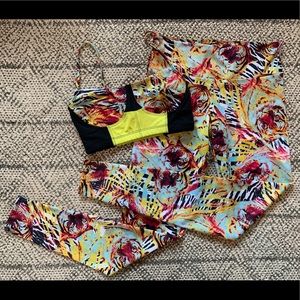 ONZIE Tiger Print Yoga set!